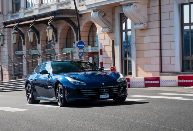Ferrari GTC4Lusso