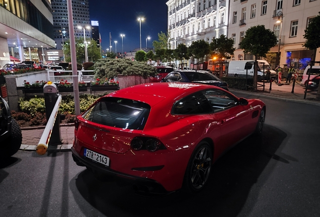 Ferrari GTC4Lusso