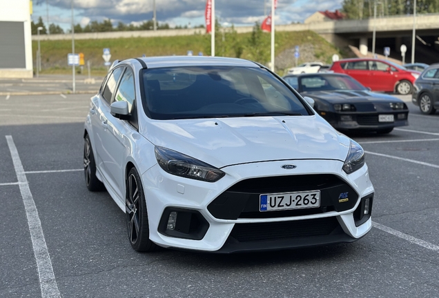 Ford Focus RS 2015 Mountune M380