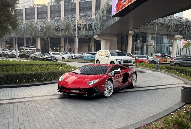 Lamborghini Aventador LP750-4 SuperVeloce