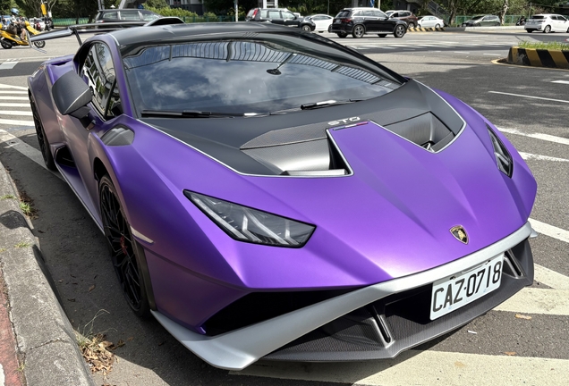 Lamborghini Huracán LP640-2 STO