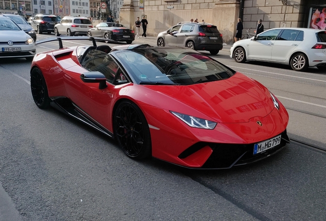 Lamborghini Huracán LP640-4 Performante Spyder