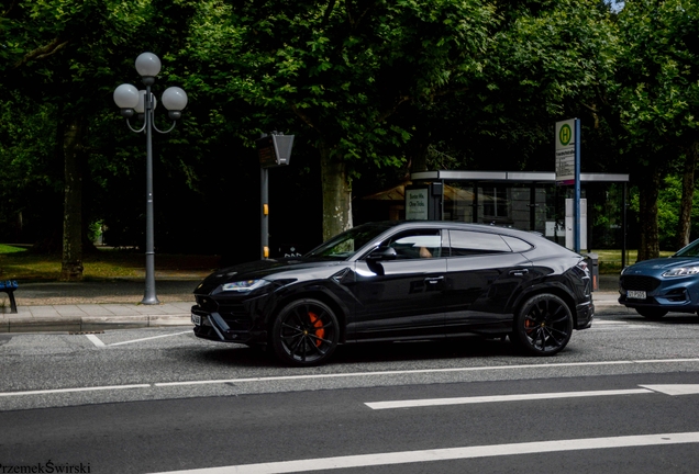 Lamborghini Urus