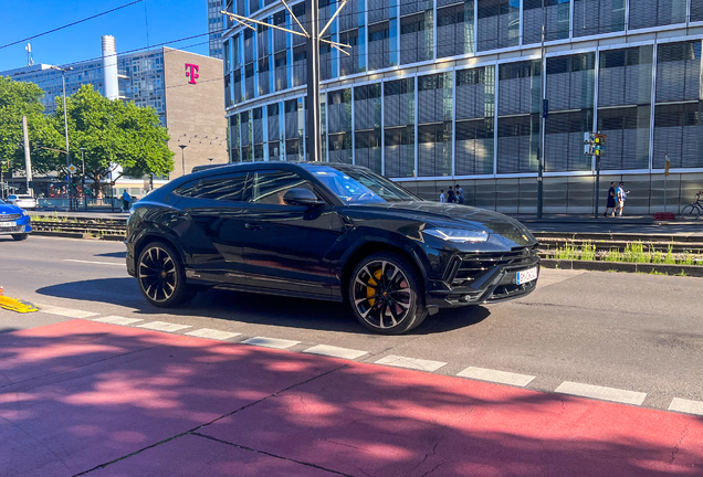 Lamborghini Urus S