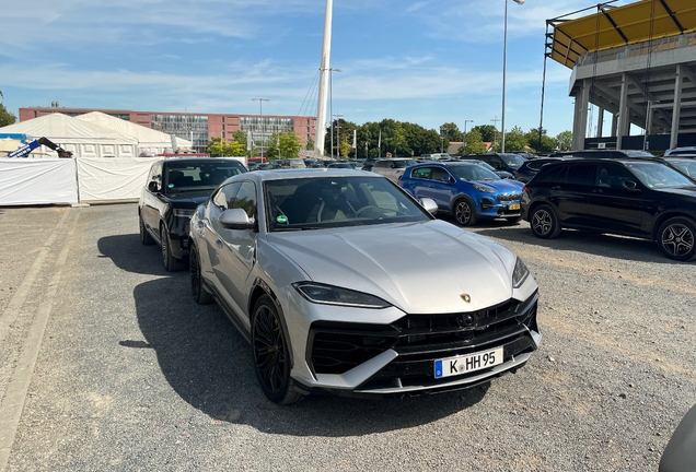 Lamborghini Urus SE