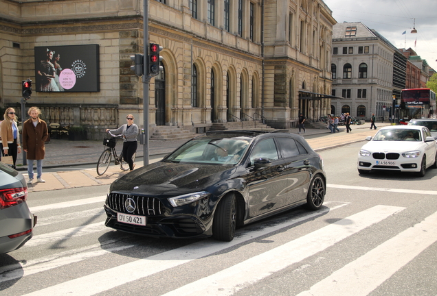 Mercedes-AMG A 45 S W177