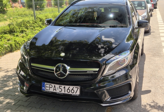Mercedes-AMG GLA 45 X156