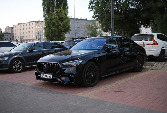 Mercedes-AMG S 63 E-Performance W223