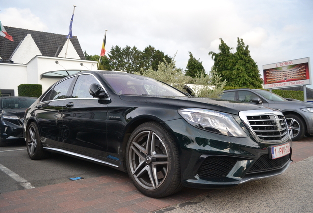 Mercedes-AMG S 63 V222