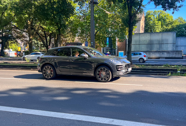 Porsche 95B Macan Turbo