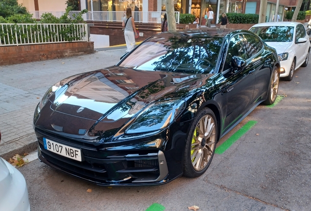Porsche 972 Panamera Turbo E-Hybrid