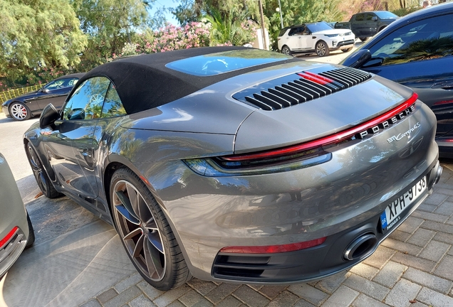 Porsche 992 Carrera 4S Cabriolet