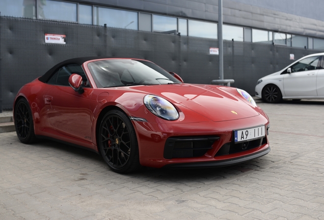 Porsche 992 Carrera GTS Cabriolet