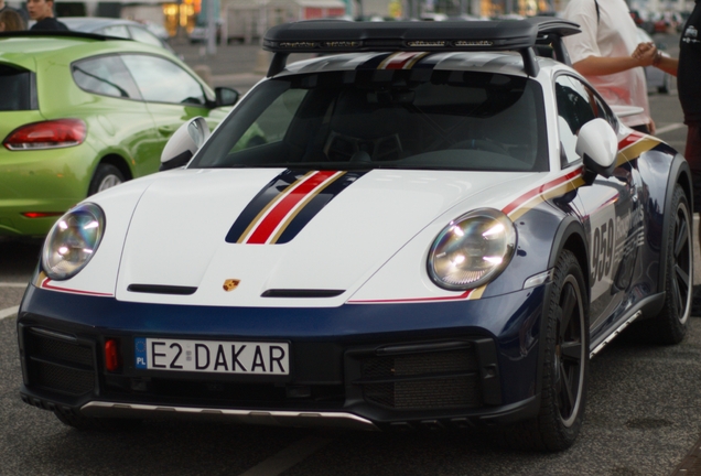Porsche 992 Dakar