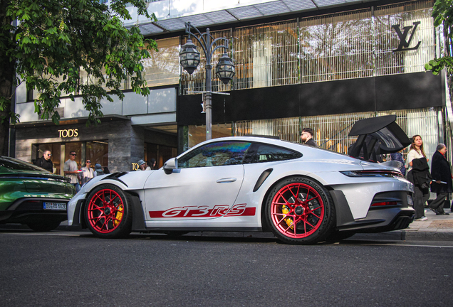 Porsche 992 GT3 RS