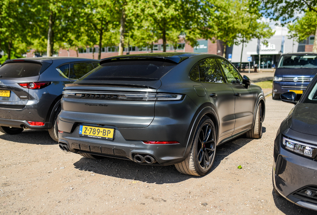 Porsche Cayenne Coupé Turbo E-Hybrid
