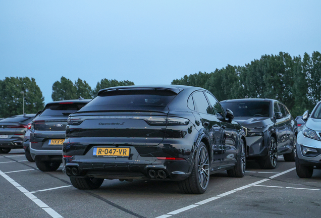 Porsche Cayenne Coupé Turbo S E-Hybrid