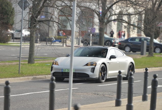 Porsche Taycan Turbo S