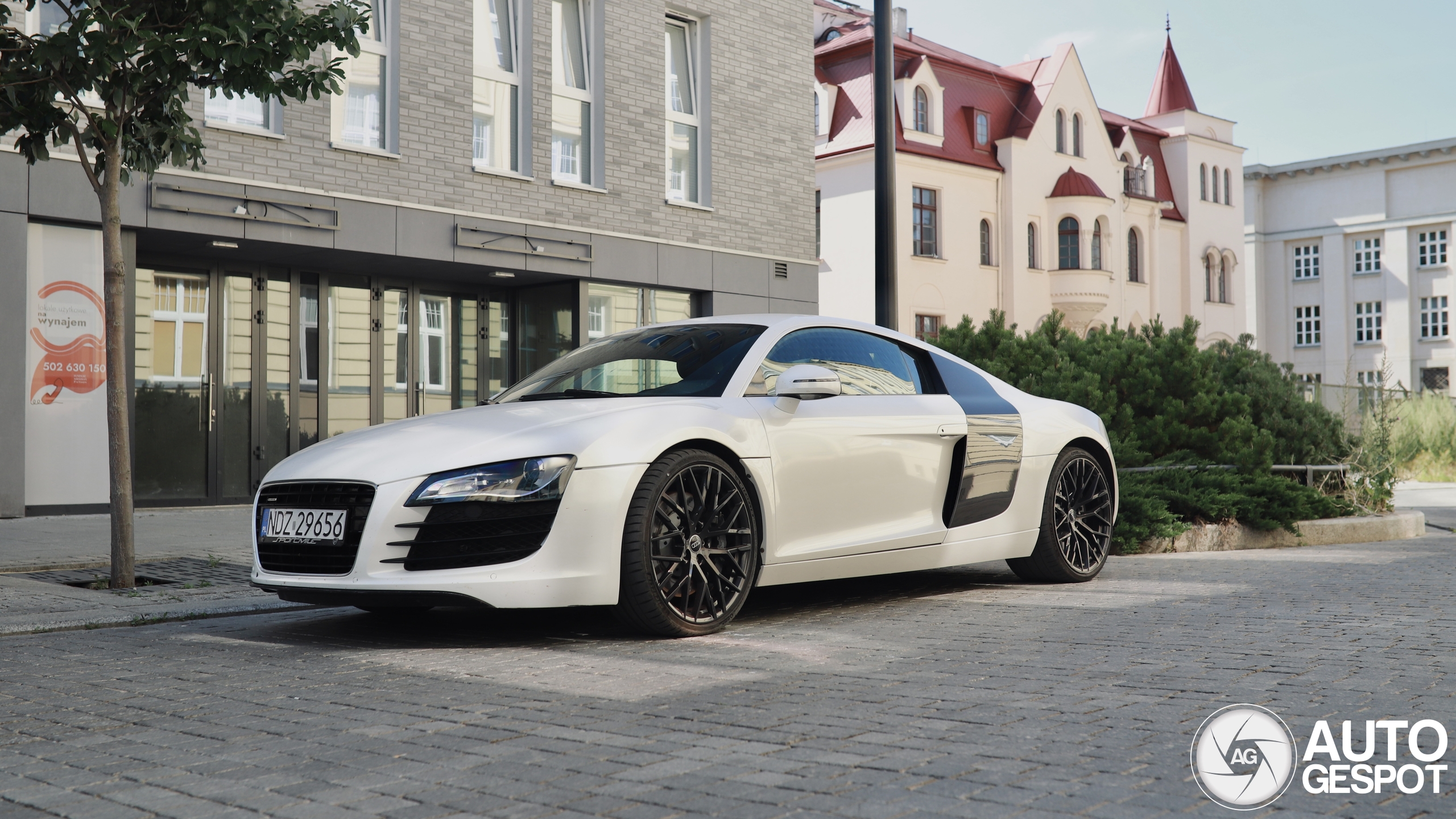 Audi R8