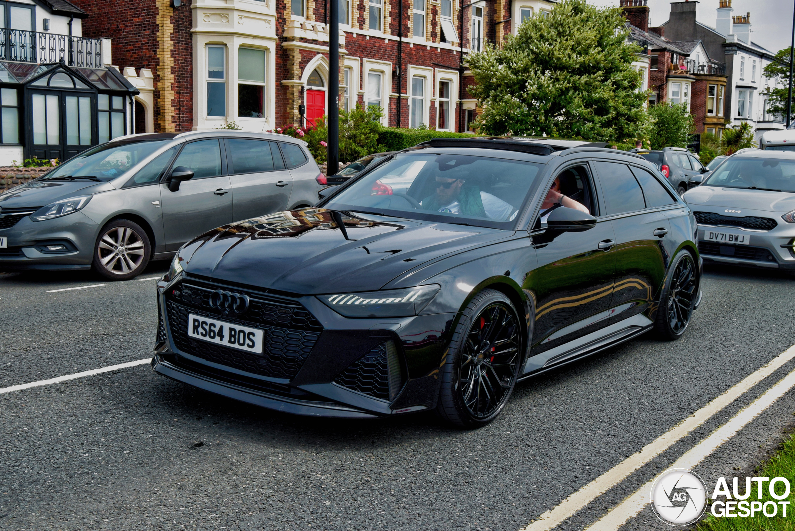 Audi RS6 Avant C8 Urban - 05 July 2025 - Autogespot