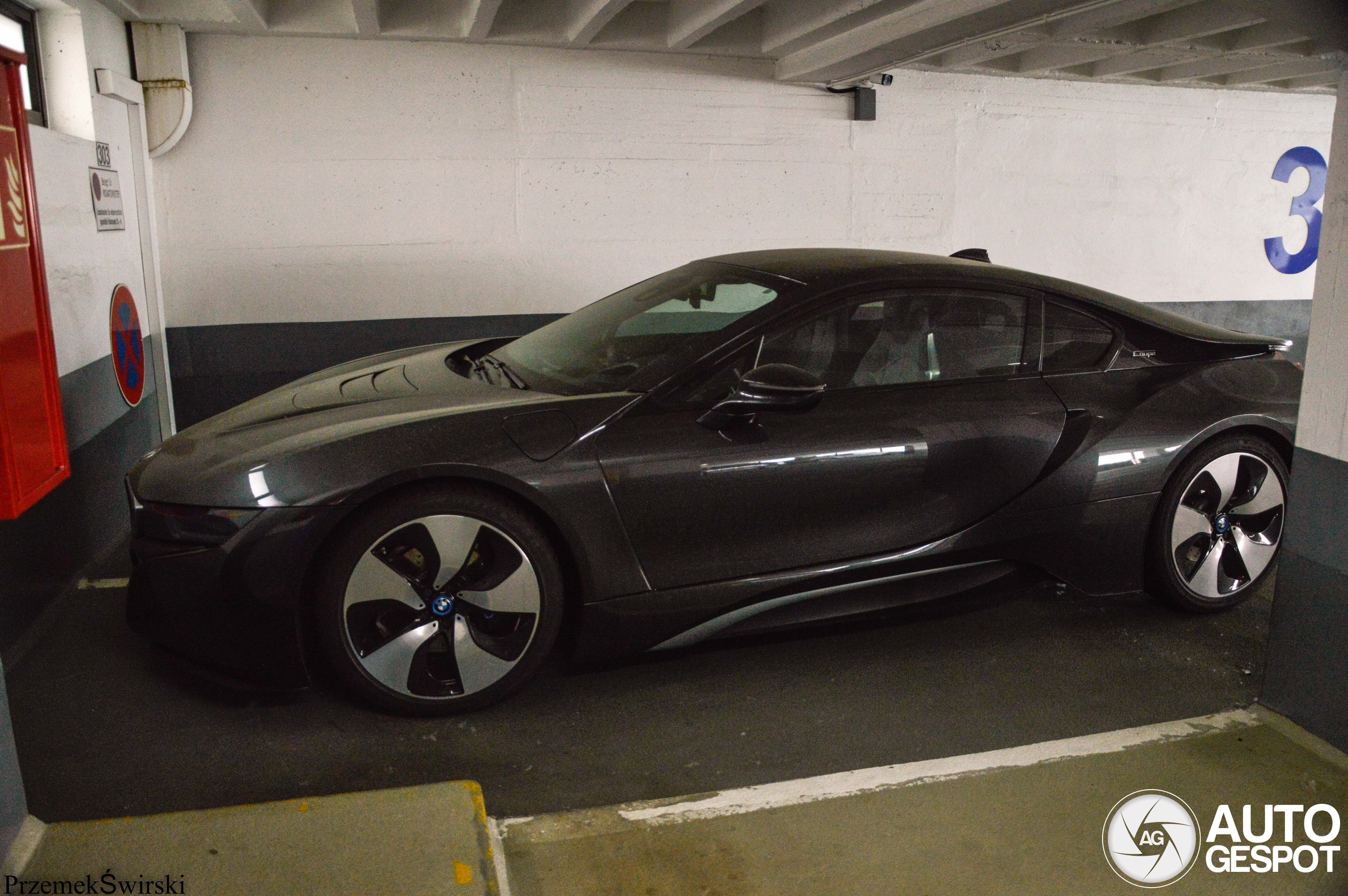 BMW i8 2018