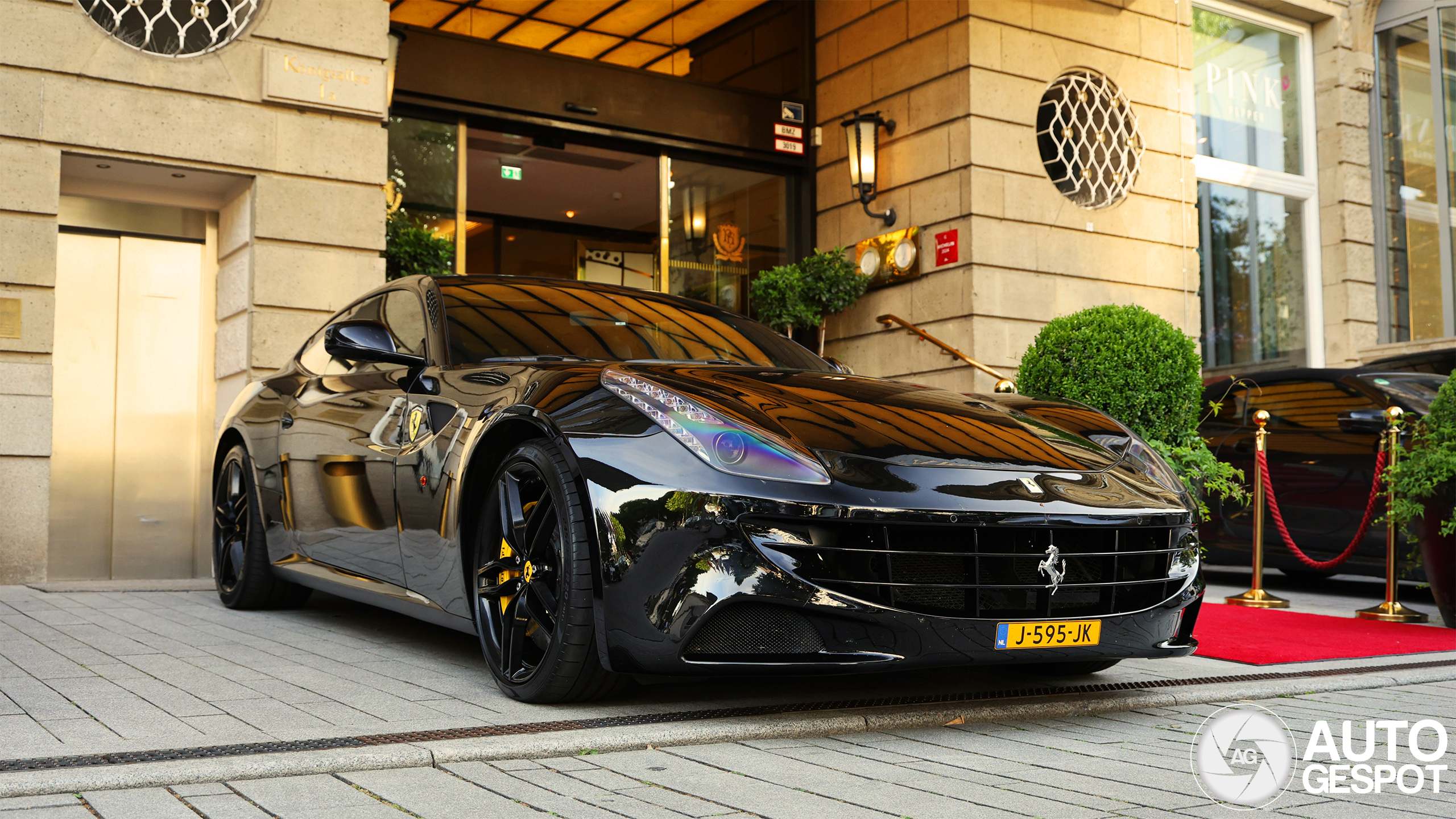 Ferrari FF