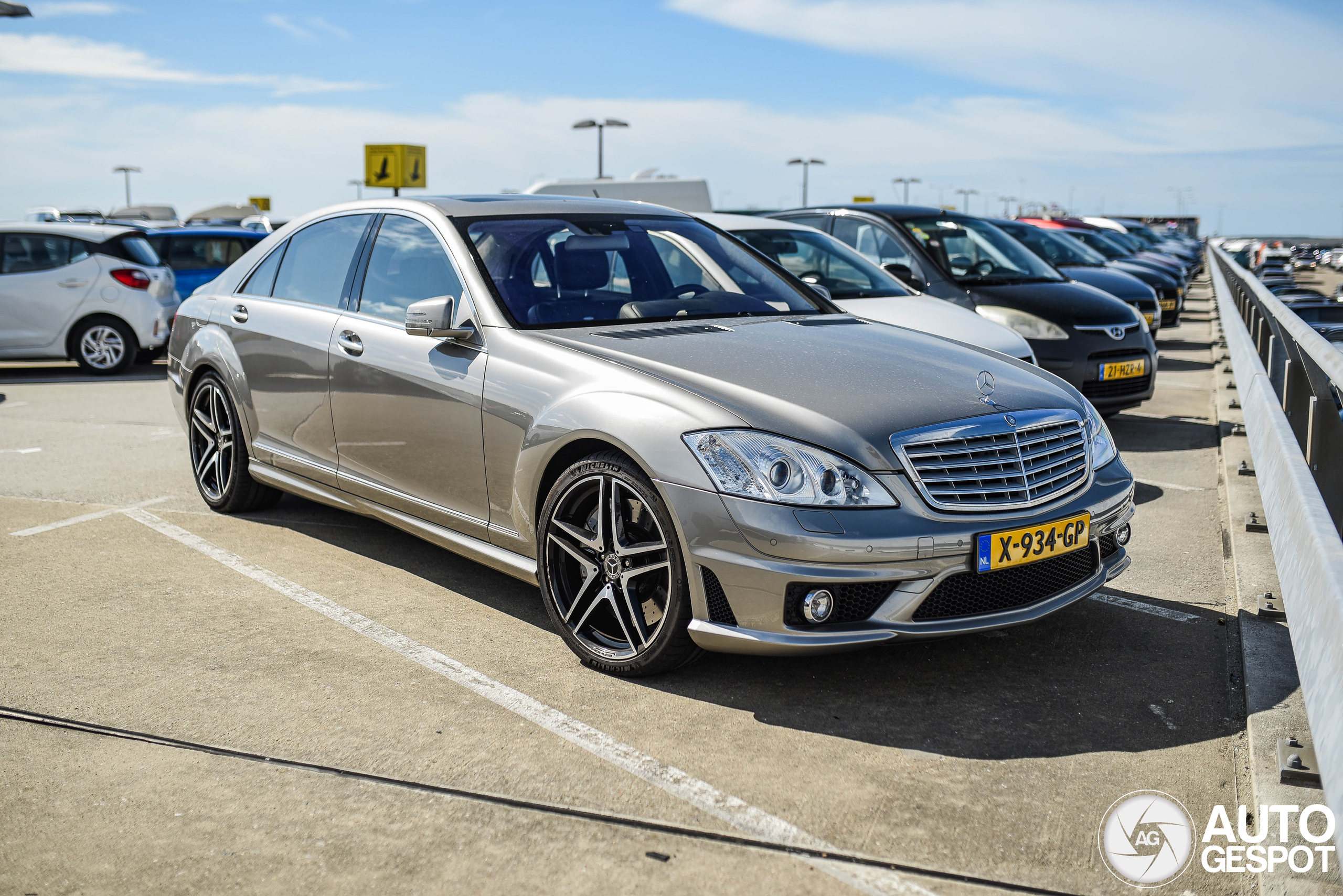 Mercedes-Benz S 63 AMG W221