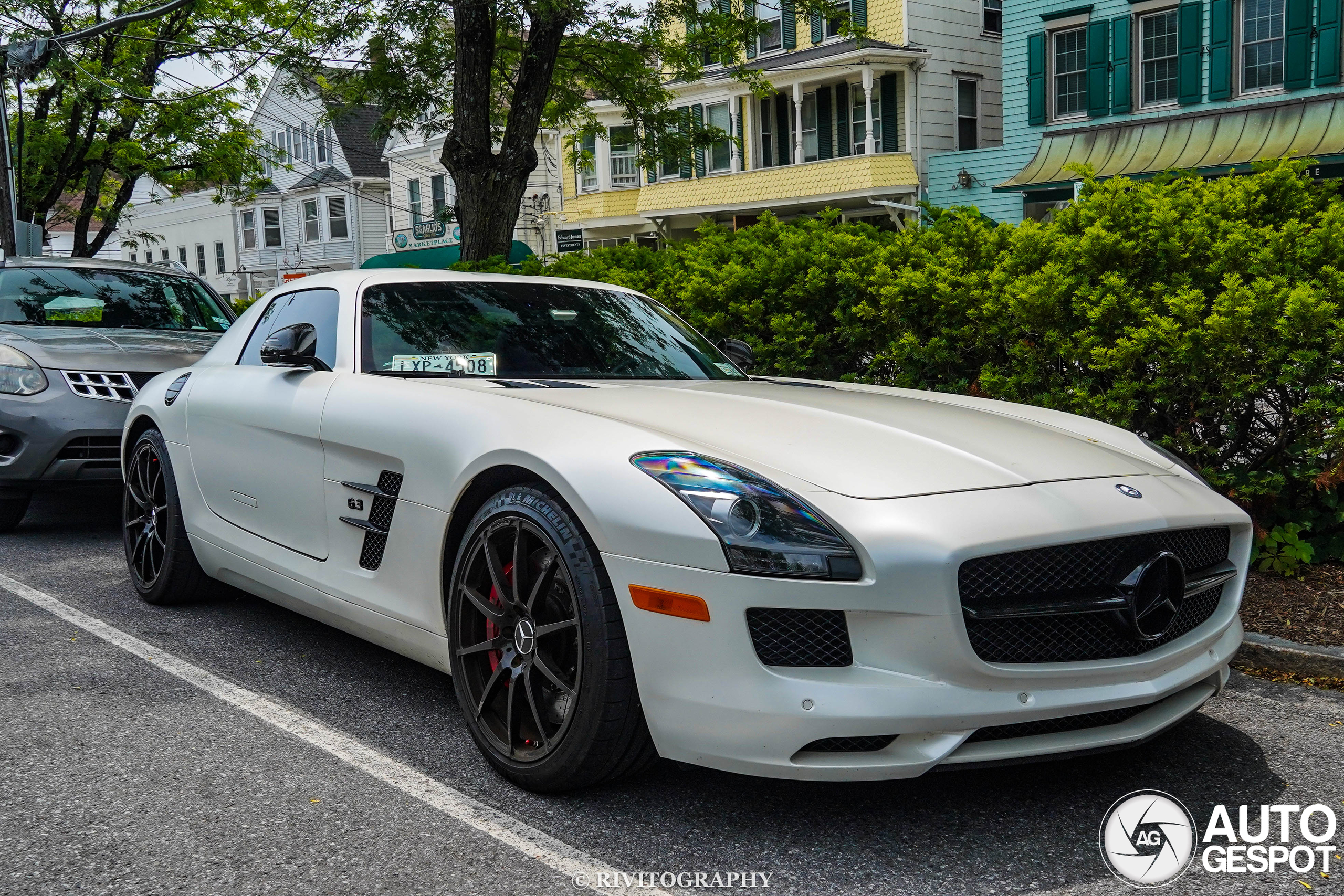 Mercedes-Benz SLS AMG GT