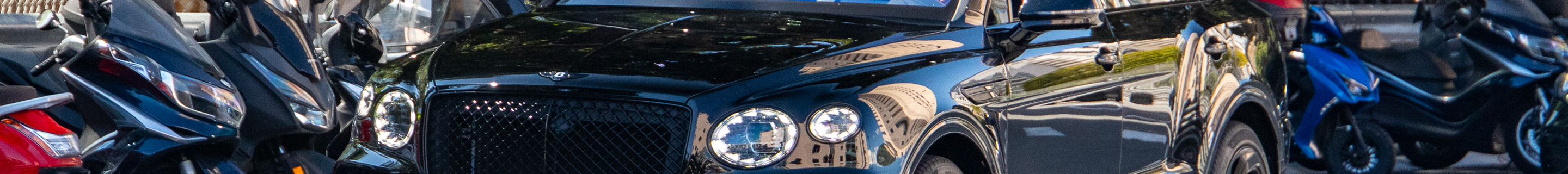 Bentley Bentayga V8 S 2024 Black Edition