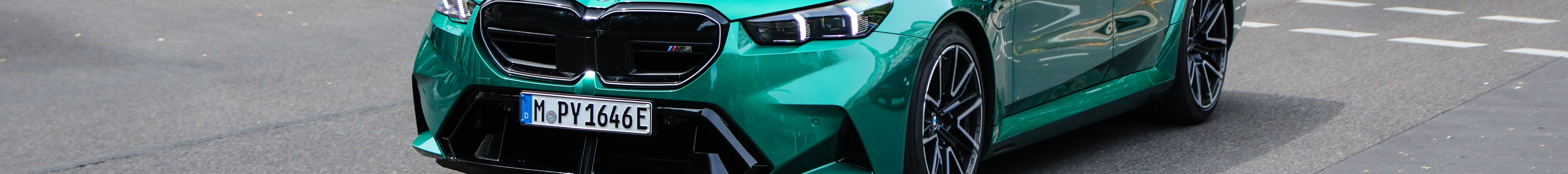 BMW M5 G90