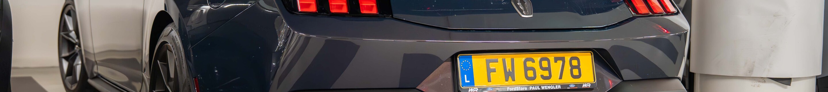 Ford Mustang Dark Horse 2024