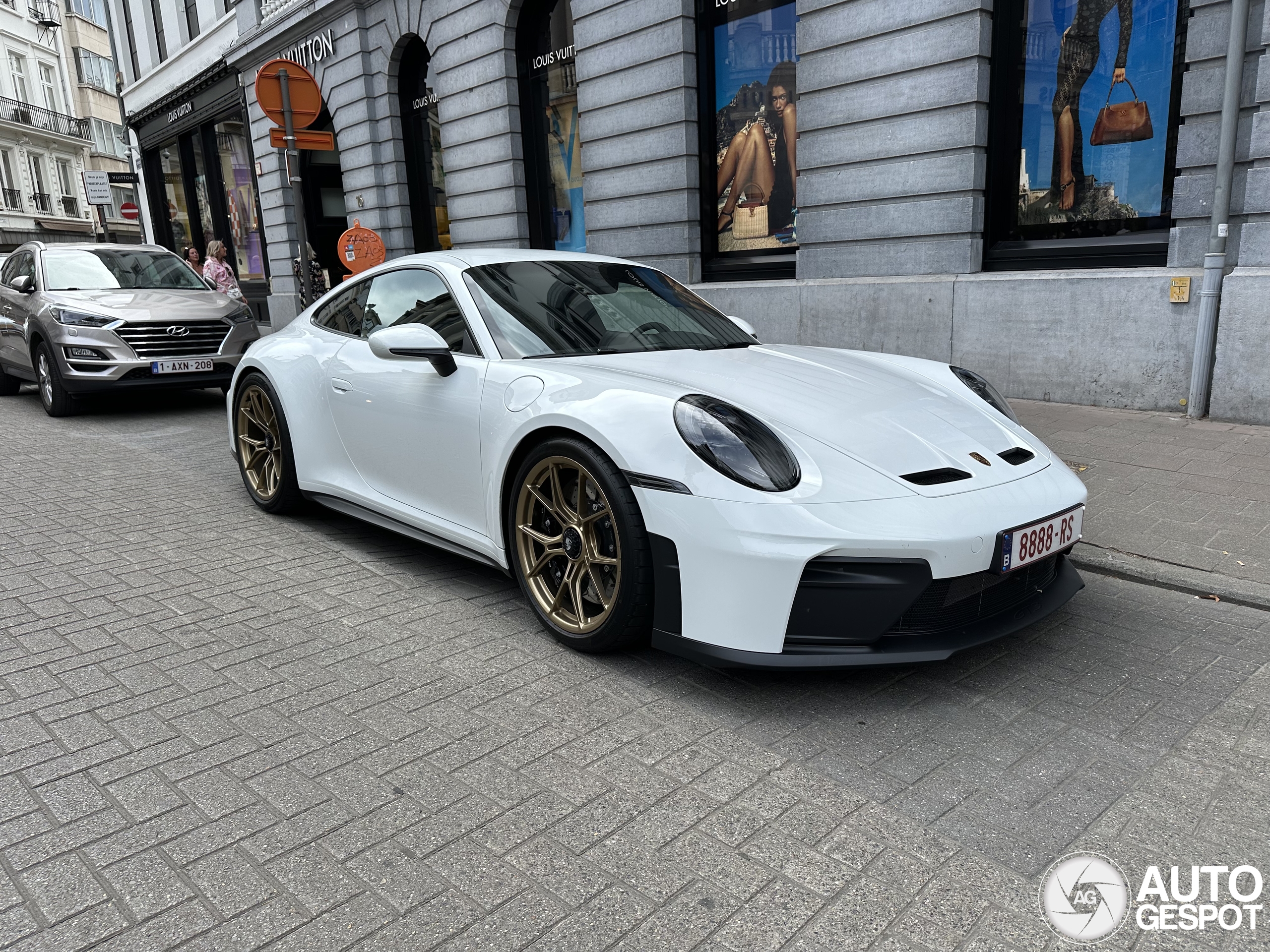 Porsche 992 GT3 Touring MkII