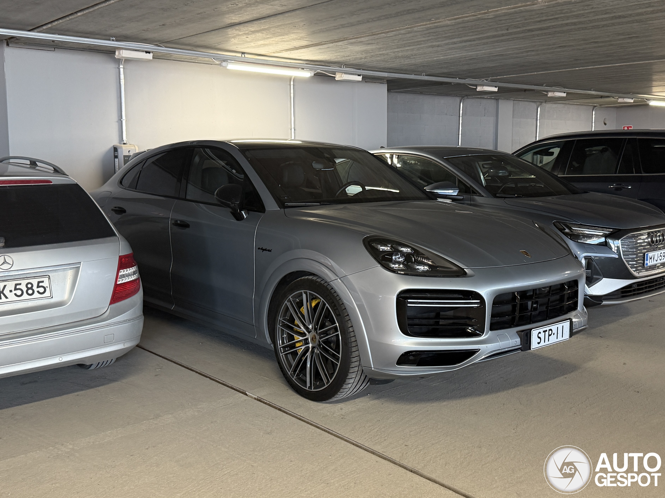 Porsche Cayenne Coupé Turbo S E-Hybrid