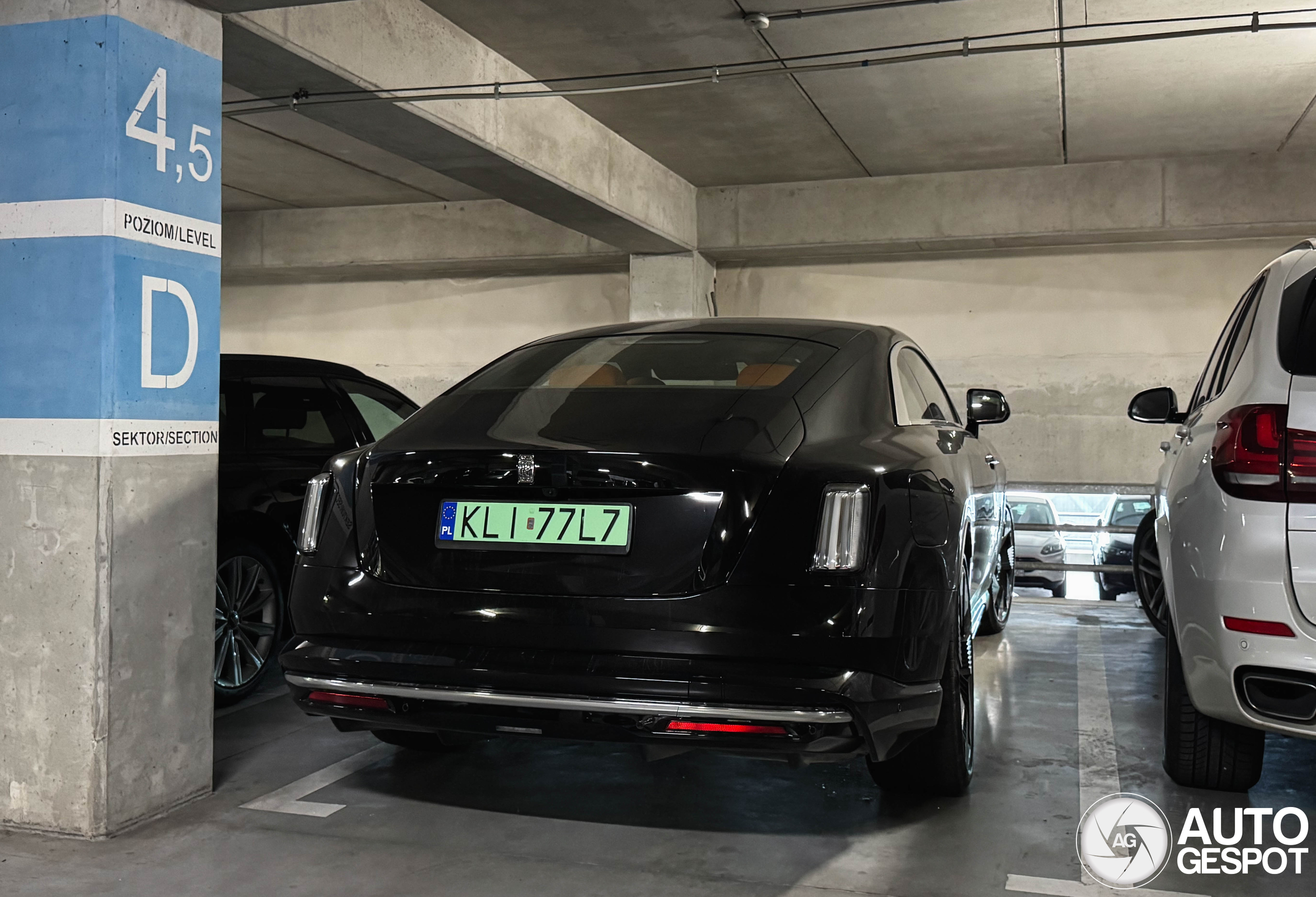 Rolls-Royce Spectre