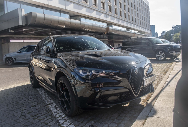 Alfa Romeo Stelvio Quadrifoglio 2023