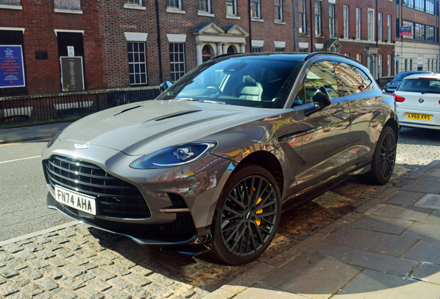 Aston Martin DBX707
