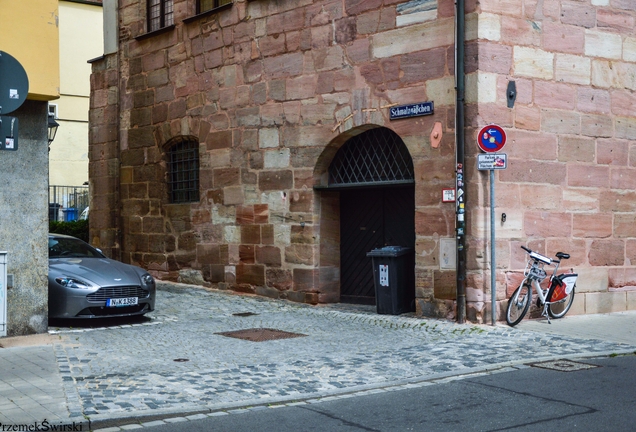 Aston Martin V8 Vantage S