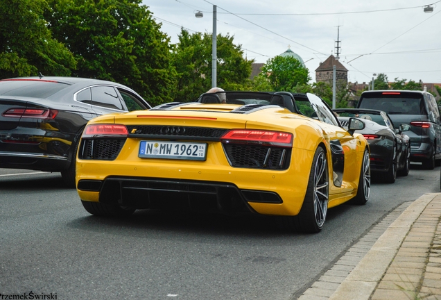 Audi R8 V10 Spyder 2016