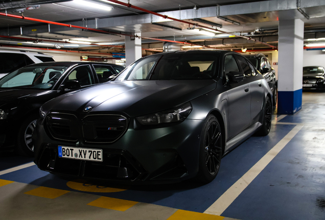 BMW M5 G90