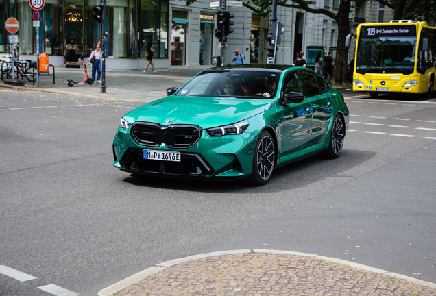 BMW M5 G90