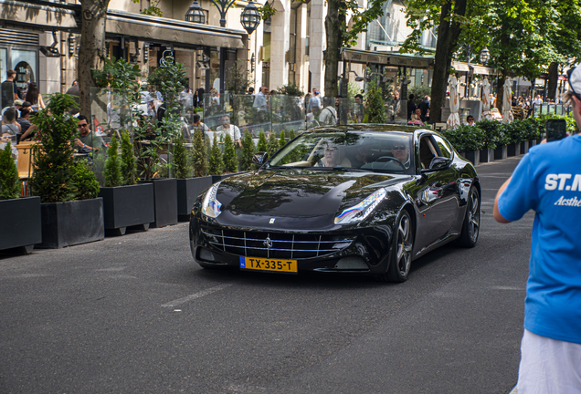Ferrari FF