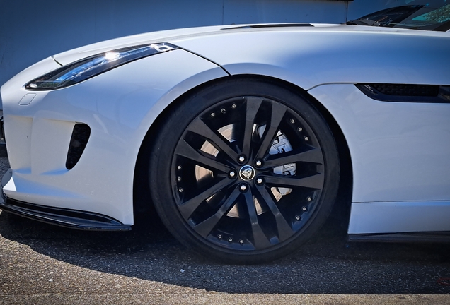 Jaguar F-TYPE S Coupé