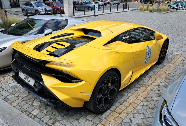 Lamborghini Huracán LP640-2 Tecnica