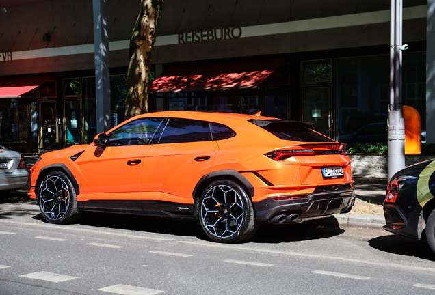 Lamborghini Urus Performante