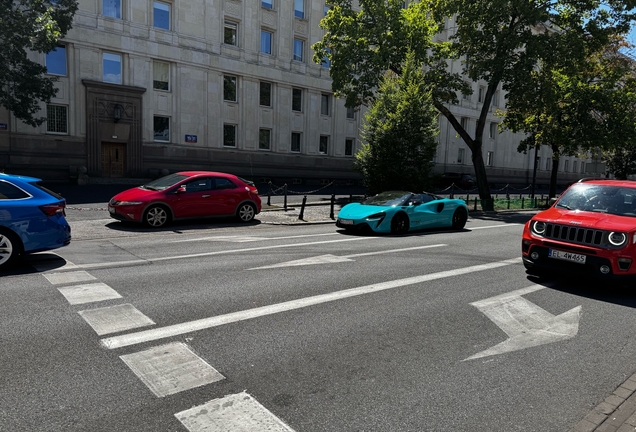 McLaren Artura Spider