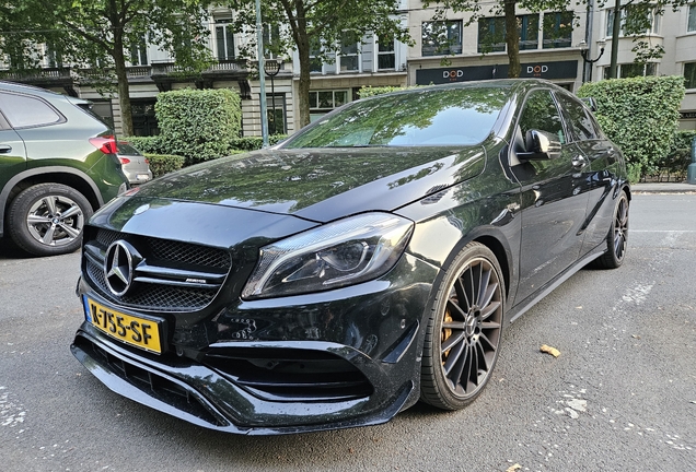 Mercedes-AMG A 45 W176 2015