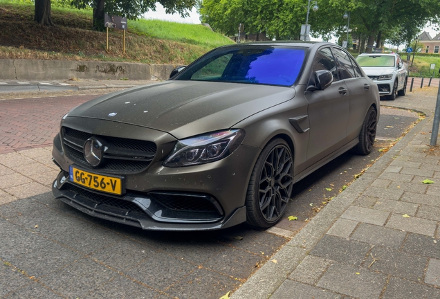 Mercedes-AMG C 63 S W205