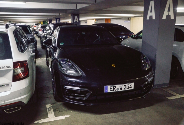 Porsche 971 Panamera Turbo S E-Hybrid