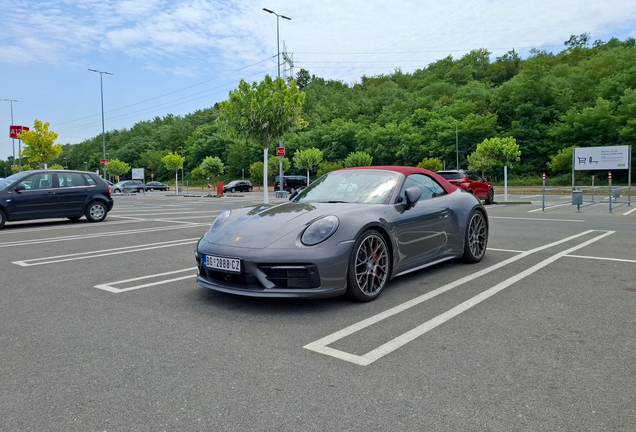 Porsche 992 Carrera S Cabriolet