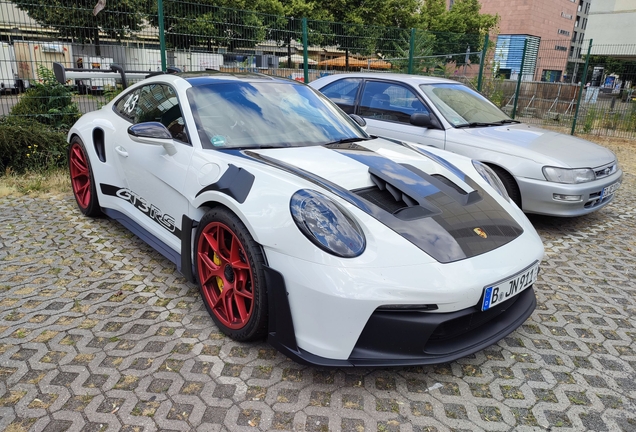 Porsche 992 GT3 RS Weissach Package